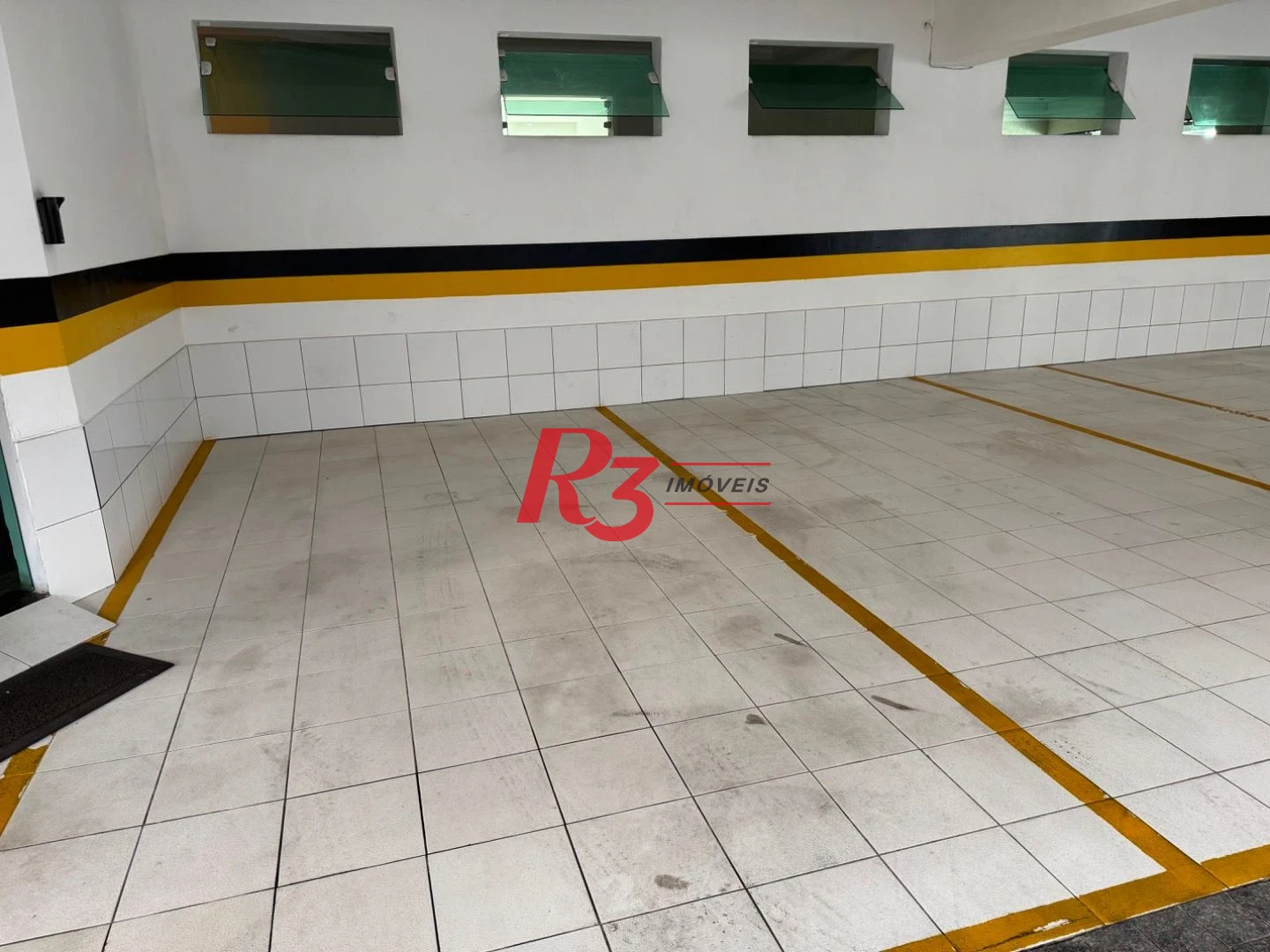 Apartamento com 2 dormitórios à venda, 87 m² por R$ 920.000,00 - Gonzaga - Santos/SP