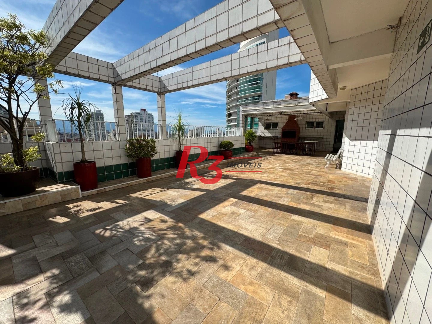 Apartamento com 2 dormitórios à venda, 87 m² por R$ 920.000,00 - Gonzaga - Santos/SP