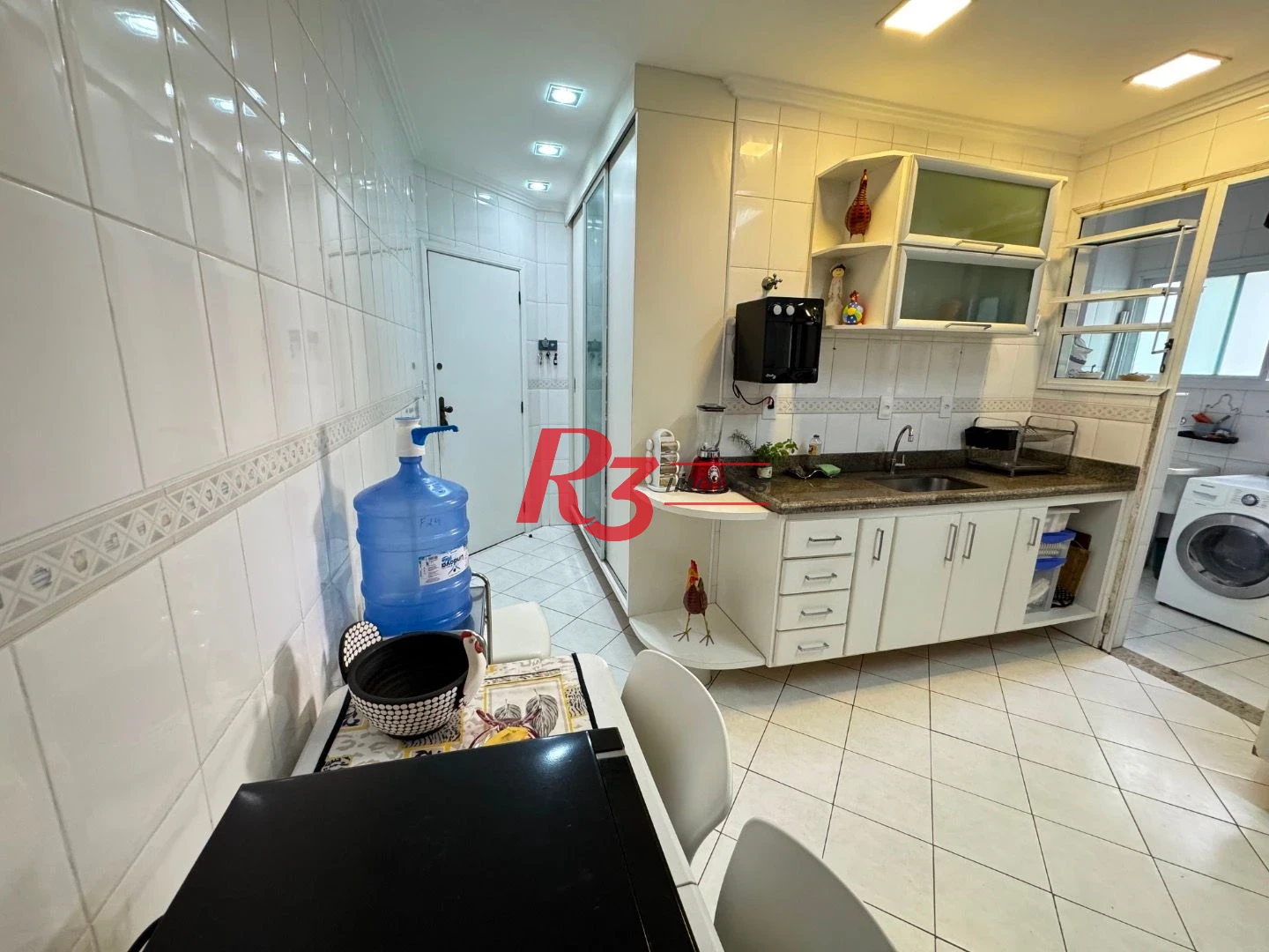 Apartamento com 2 dormitórios à venda, 87 m² por R$ 920.000,00 - Gonzaga - Santos/SP