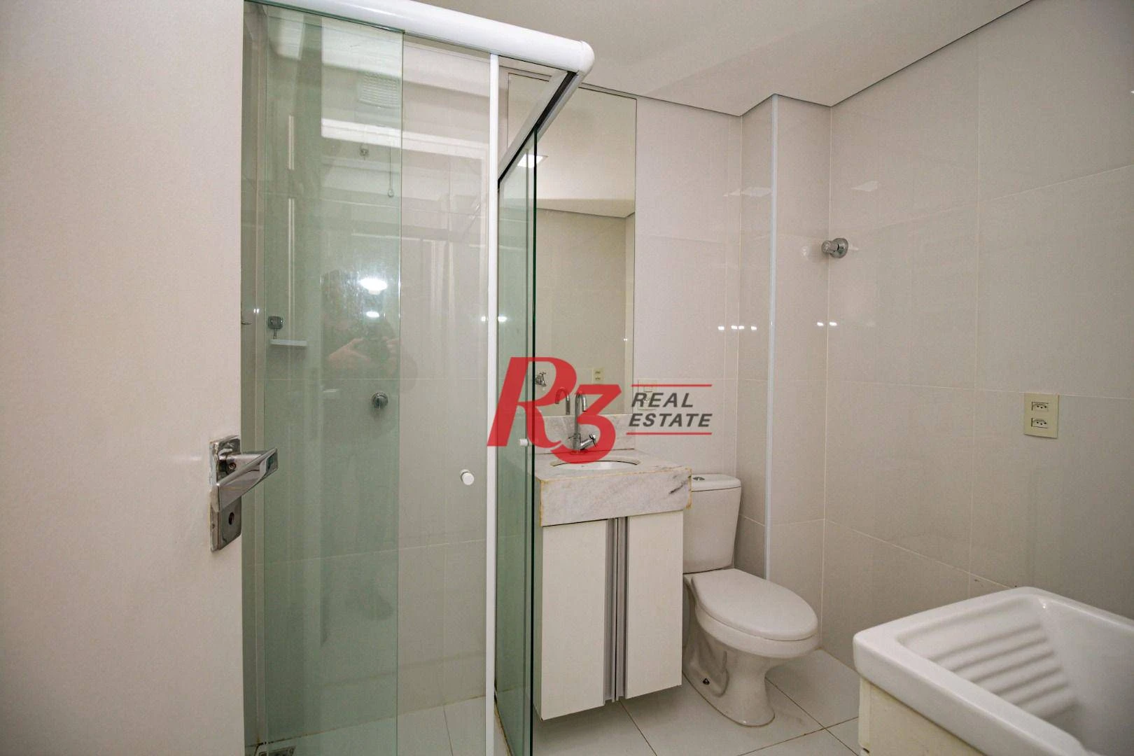 Kitnet com 1 dormitório para alugar, 39 m² por R$ 3.000,00/mês - Gonzaga - Santos/SP