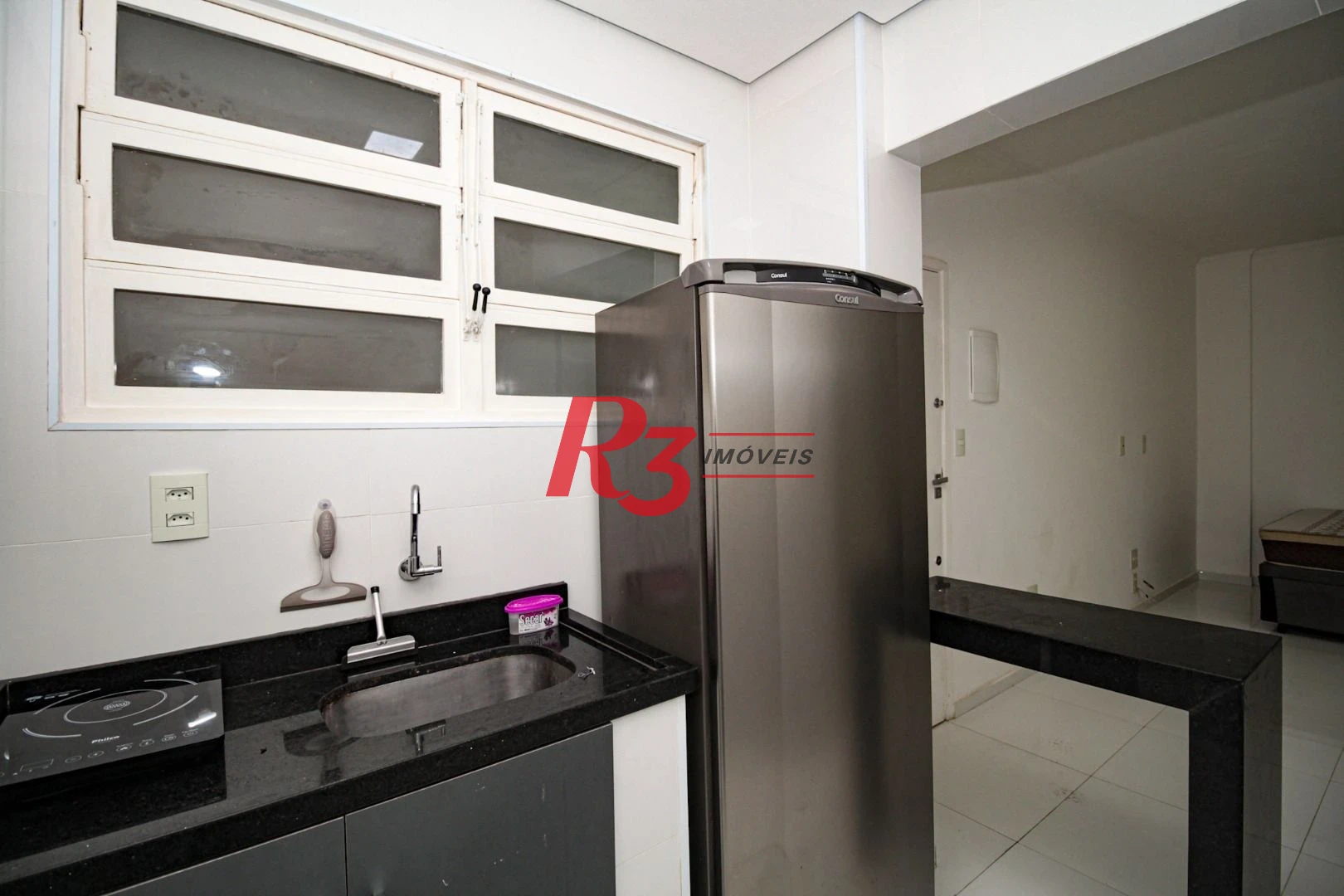 Kitnet com 1 dormitório para alugar, 39 m² por R$ 3.000,00/mês - Gonzaga - Santos/SP