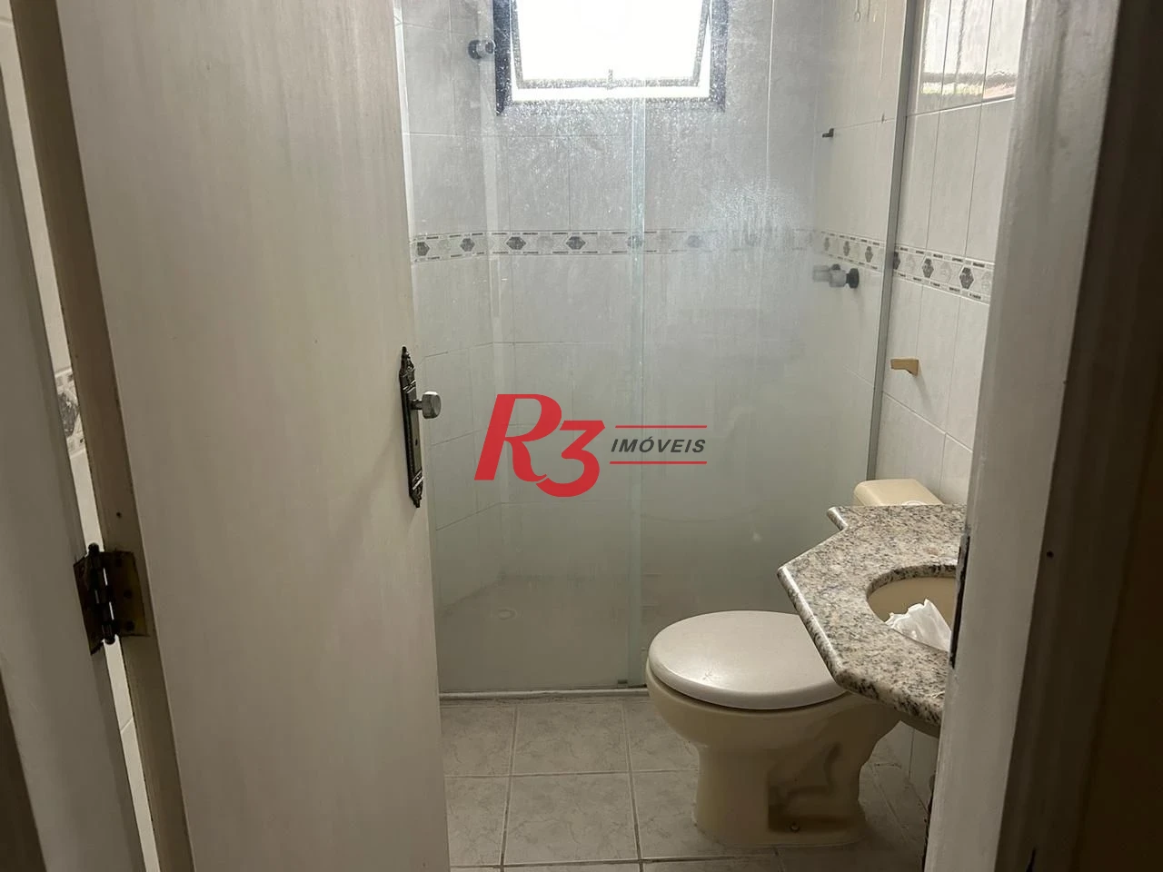 Apartamento com 3 dormitórios para alugar, 188 m² por R$ 6.500,02/mês - Gonzaga - Santos/SP