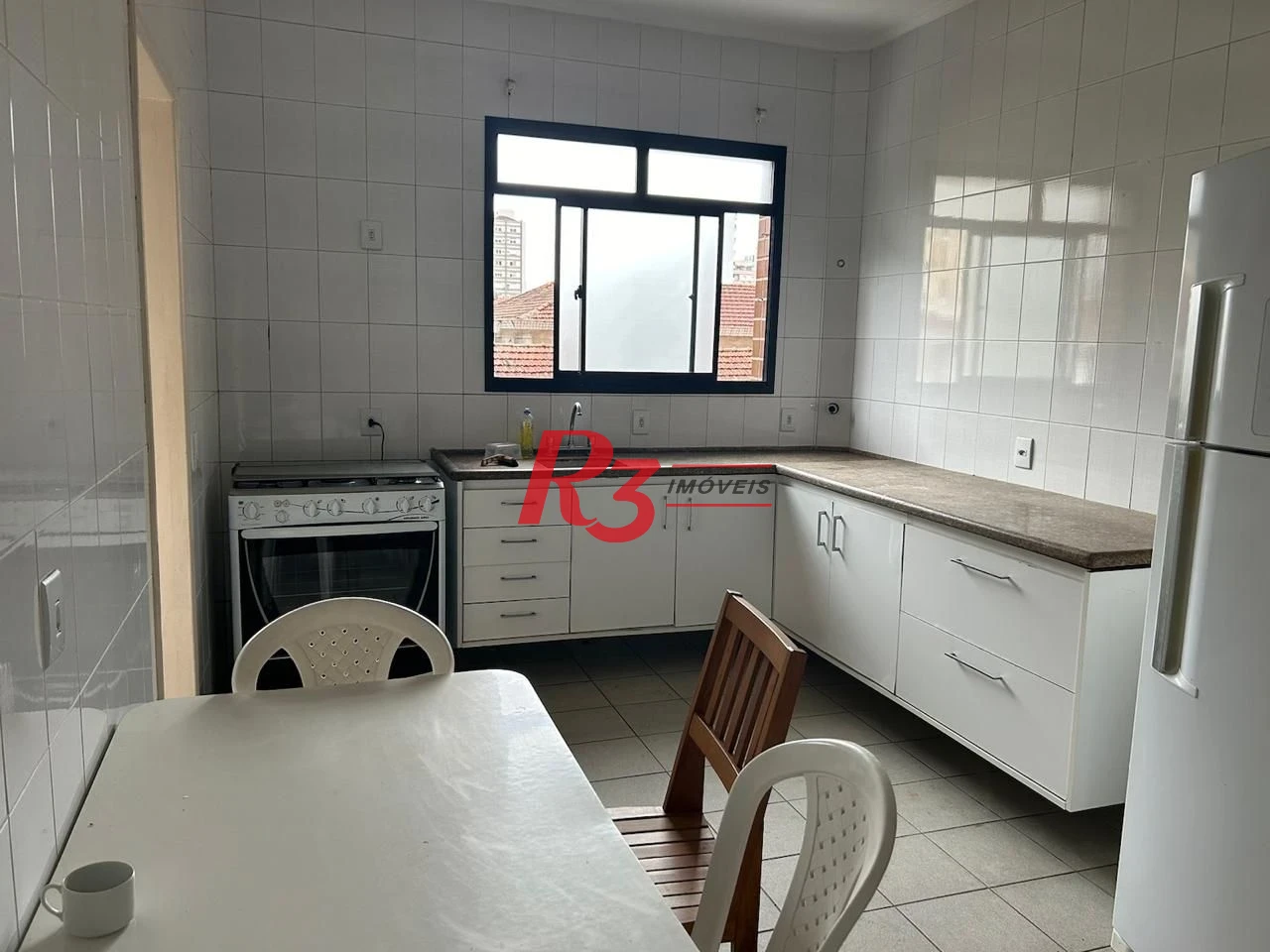 Apartamento com 3 dormitórios para alugar, 188 m² por R$ 6.500,02/mês - Gonzaga - Santos/SP