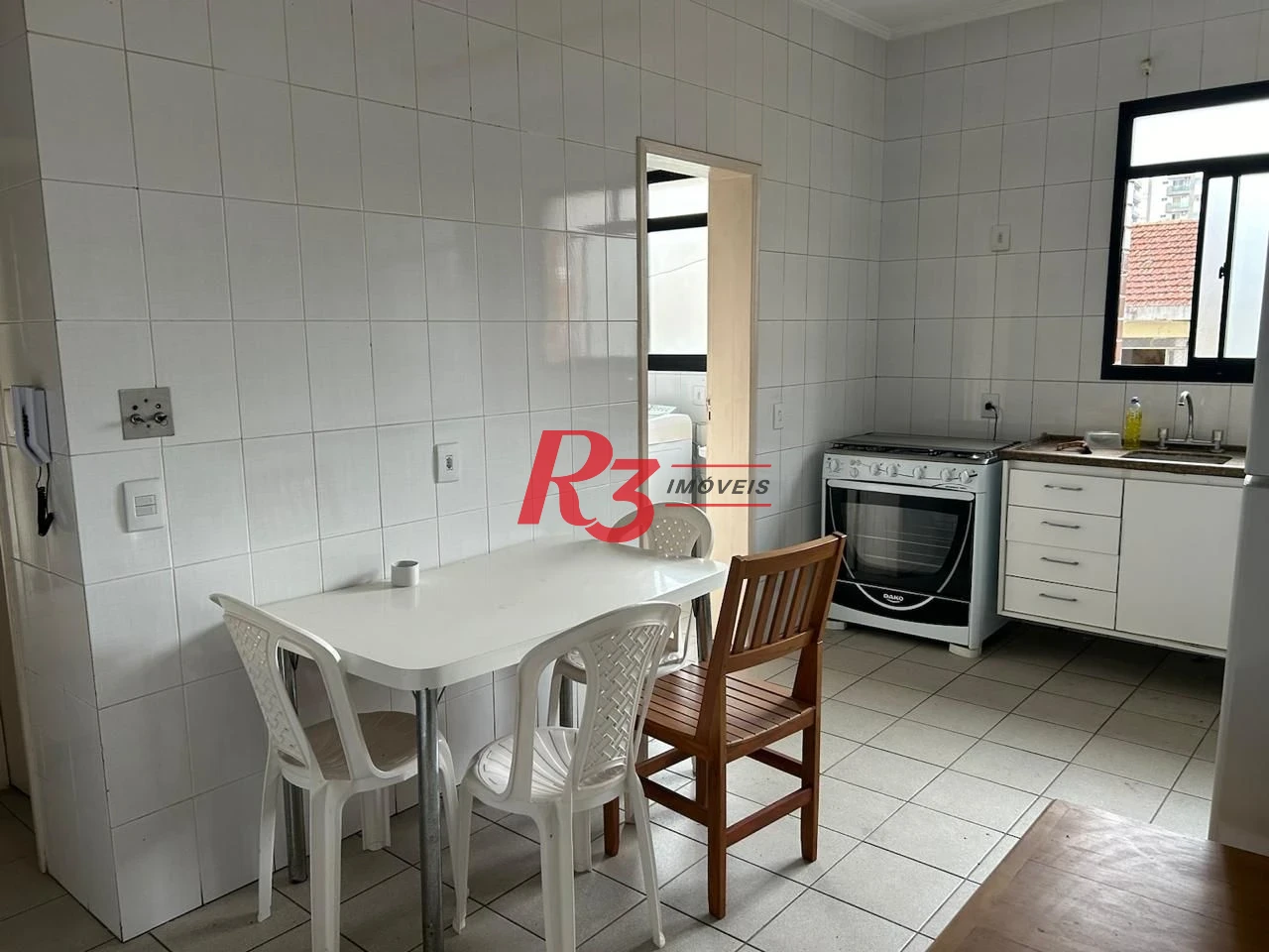 Apartamento com 3 dormitórios para alugar, 188 m² por R$ 6.500,02/mês - Gonzaga - Santos/SP