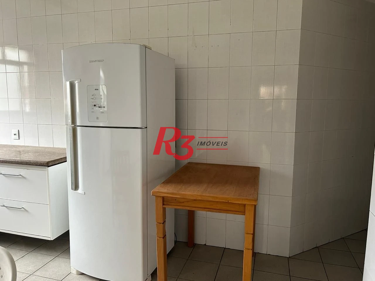 Apartamento com 3 dormitórios para alugar, 188 m² por R$ 6.500,02/mês - Gonzaga - Santos/SP