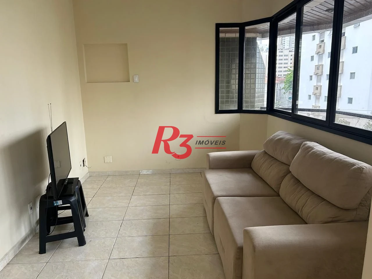 Apartamento com 3 dormitórios para alugar, 188 m² por R$ 6.500,02/mês - Gonzaga - Santos/SP