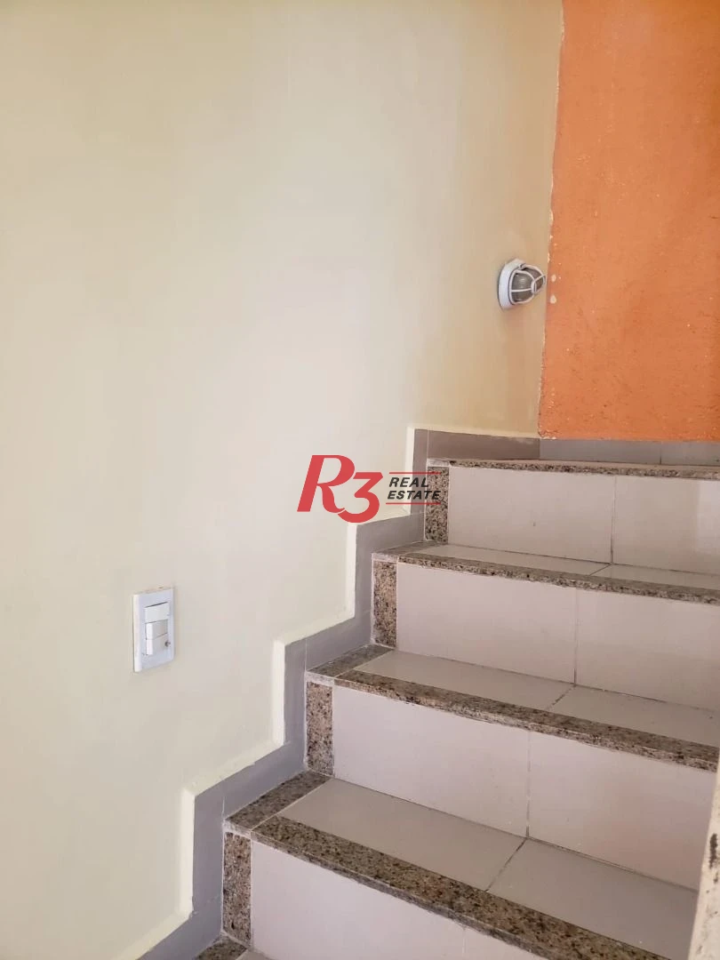 Casa com 5 dormitórios à venda, 256 m² por R$ 810.000,00 - Vila Nova - Santos/SP
