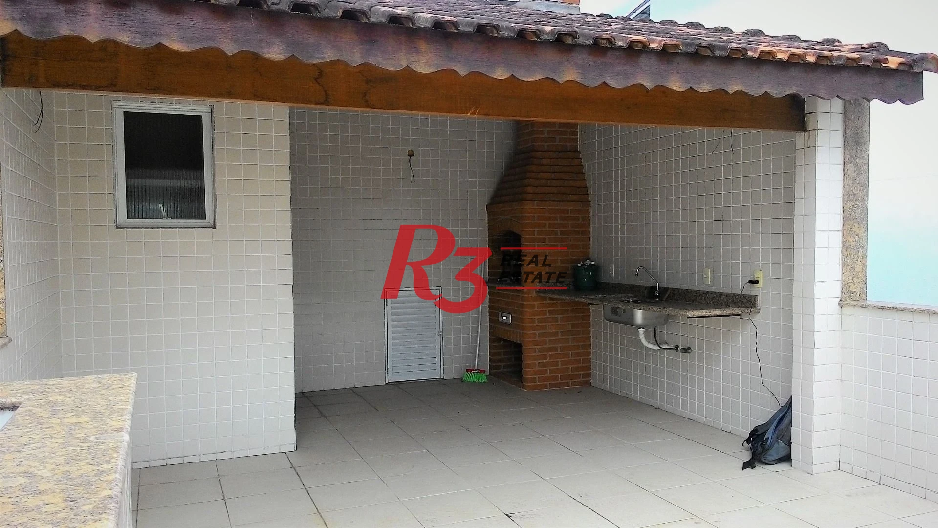 Sobrado, 410 m² - venda por R$ 2.500.000,00 ou aluguel por R$ 15.100,00/mês - Campo Grande - Santos/SP