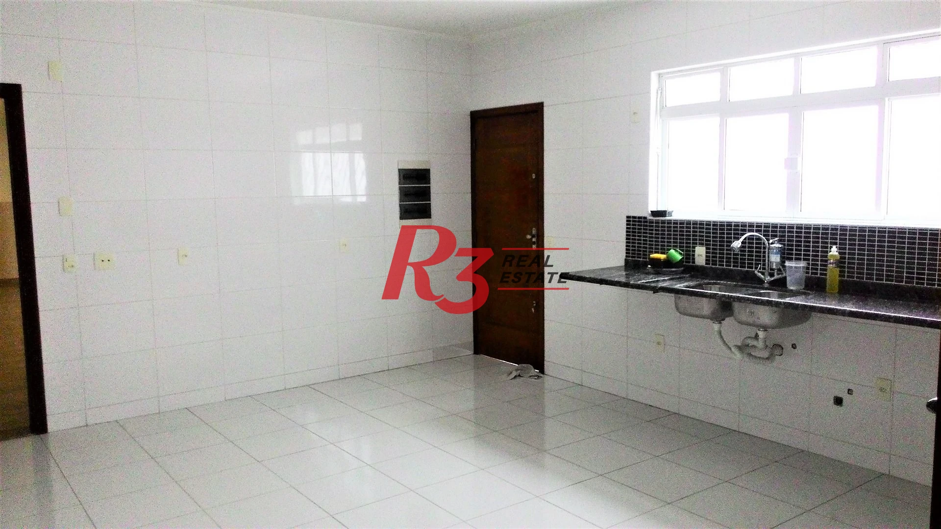 Sobrado, 410 m² - venda por R$ 2.500.000,00 ou aluguel por R$ 15.100,00/mês - Campo Grande - Santos/SP