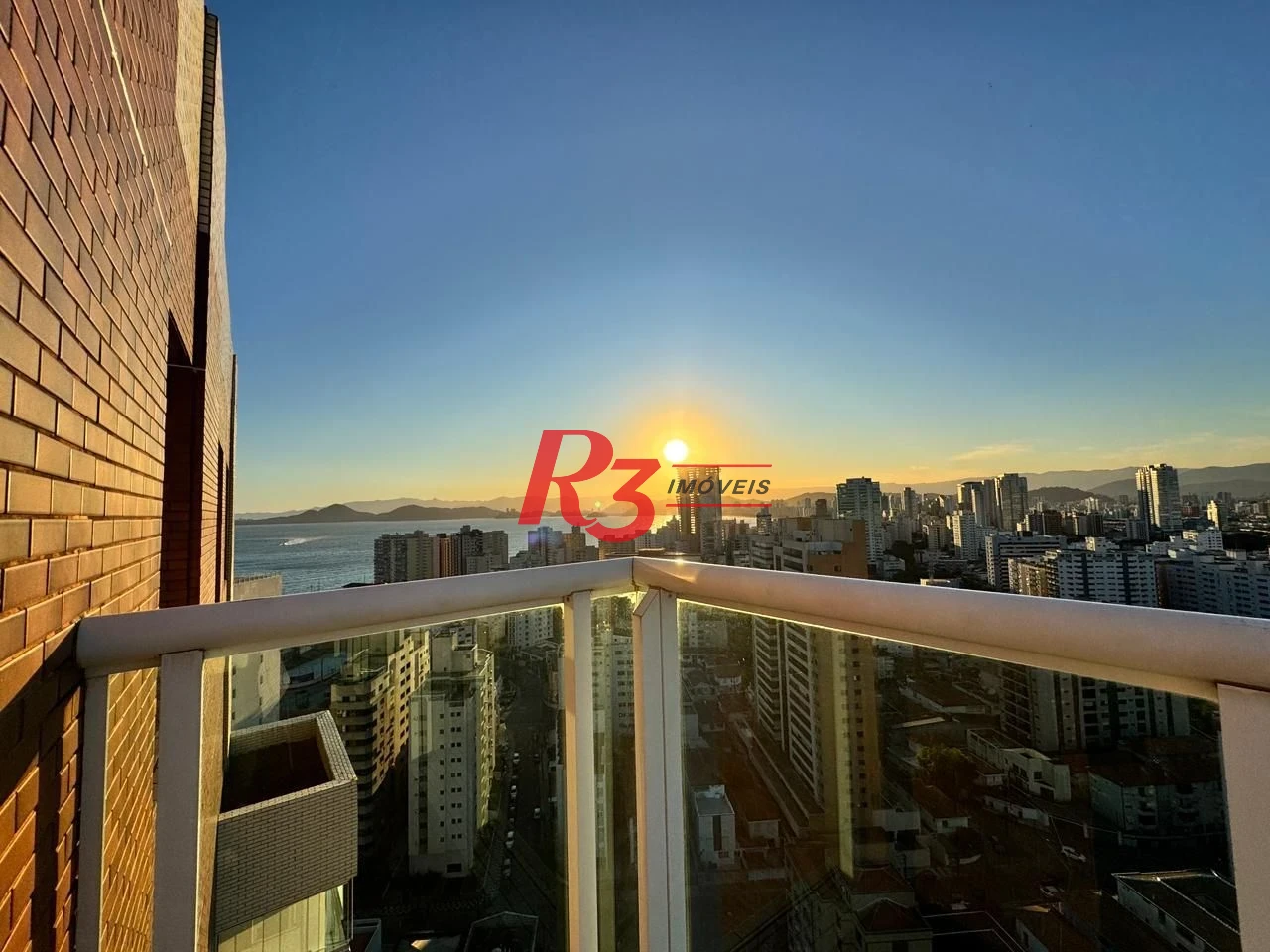 Apartamento com 4 dormitórios à venda, 186 m² por R$ 2.200.000,00 - Ponta da Praia - Santos/SP