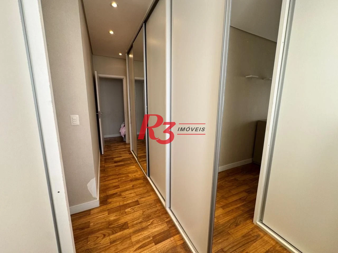 Apartamento com 4 dormitórios à venda, 186 m² por R$ 2.200.000,00 - Ponta da Praia - Santos/SP