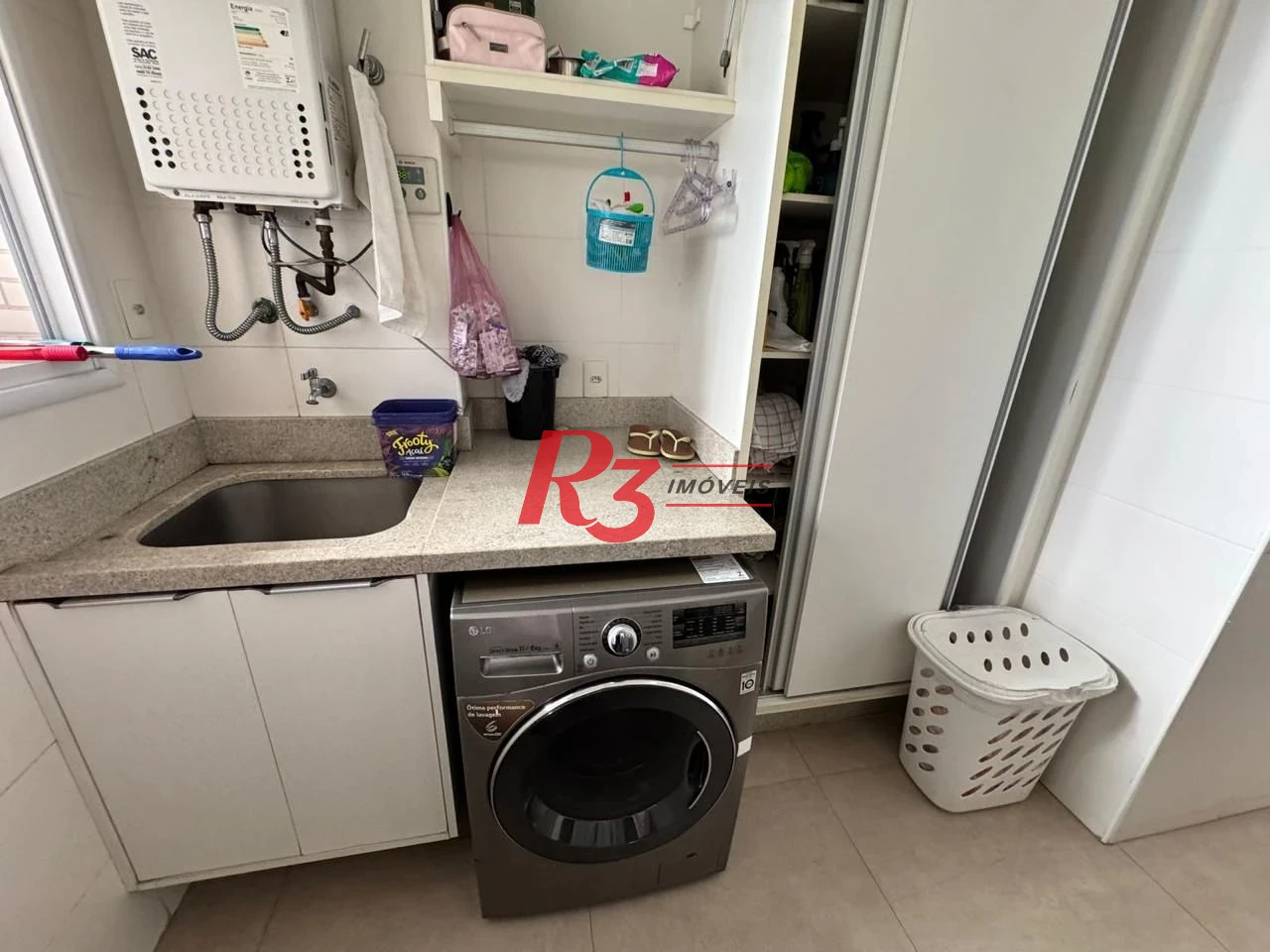 Apartamento com 4 dormitórios à venda, 186 m² por R$ 2.200.000,00 - Ponta da Praia - Santos/SP