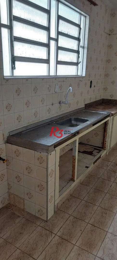 Sobrado para alugar, 376 m² - Ponta da Praia - Santos/SP