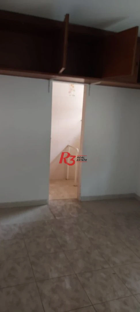 Sobrado para alugar, 376 m² - Ponta da Praia - Santos/SP