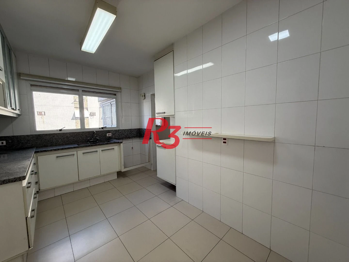 Apartamento com 4 dormitórios para alugar, 160 m² por R$ 12.632,00/mês - Boqueirão - Santos/SP