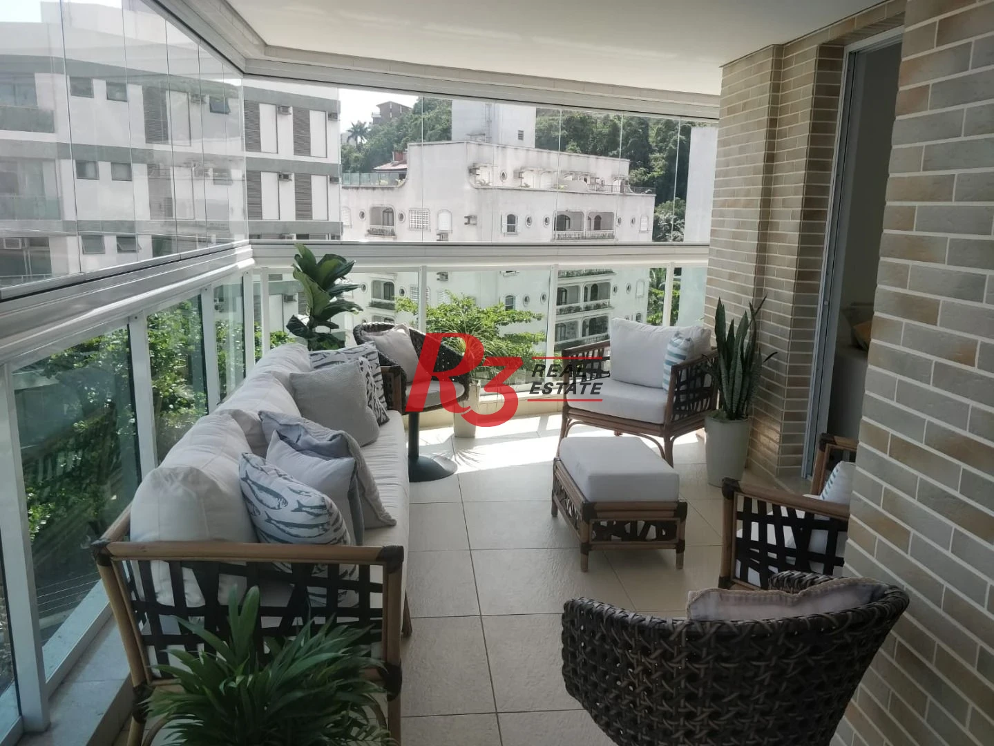 Apartamento com 4 dormitórios à venda, 158 m² - Praia da Enseada - Guarujá/SP