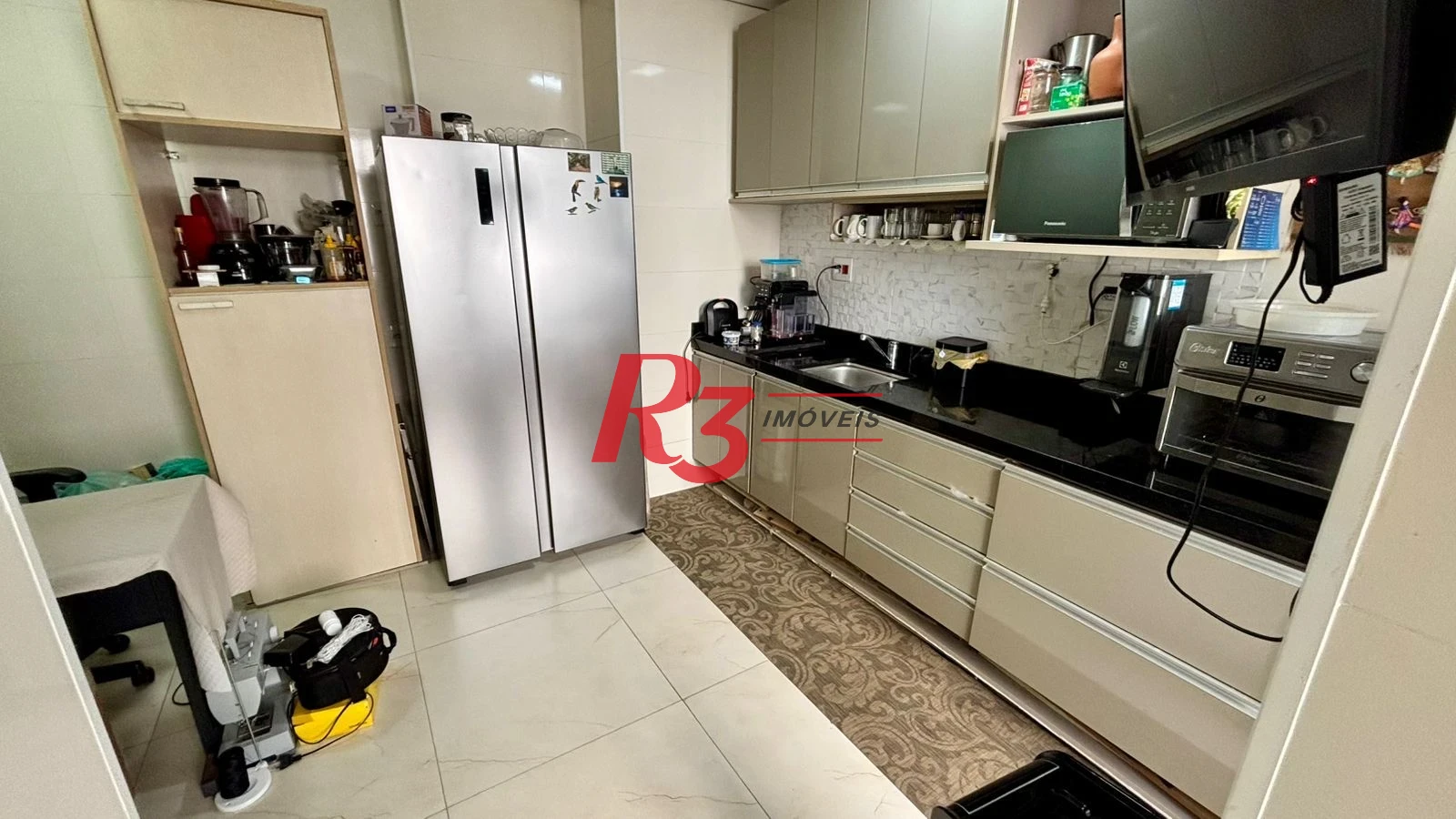 Apartamento com 2 dormitórios à venda, 81 m² por R$ 670.000,00 - Boqueirão - Santos/SP