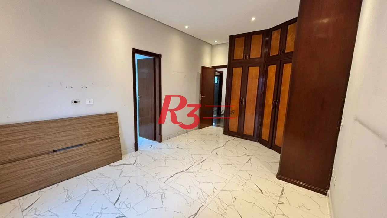 Apartamento com 3 dormitórios à venda, 177 m² por R$ 1.600.000,00 - Ponta da Praia - Santos/SP