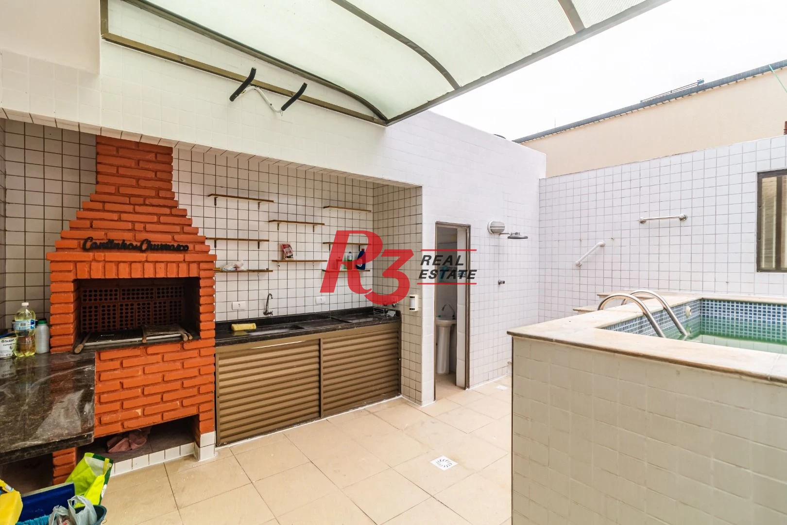 Casa com 3 dormitórios à venda, 150 m² por R$ 1.100.000,00 - Embaré - Santos/SP