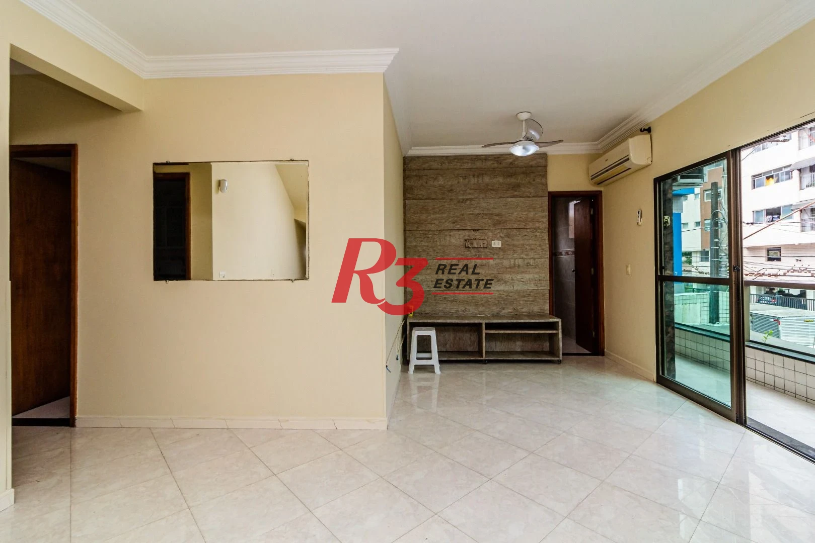 Casa com 3 dormitórios à venda, 150 m² por R$ 1.100.000,00 - Embaré - Santos/SP
