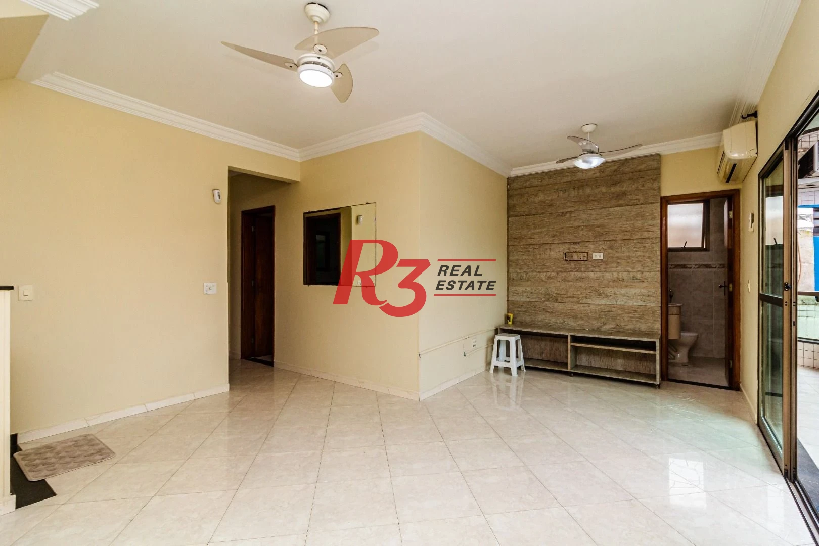 Casa com 3 dormitórios à venda, 150 m² por R$ 1.100.000,00 - Embaré - Santos/SP