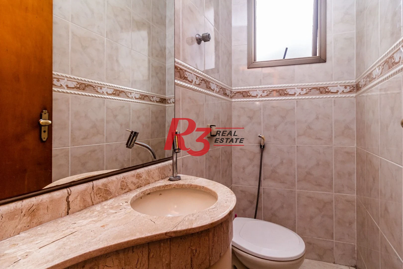 Casa com 3 dormitórios à venda, 150 m² por R$ 1.100.000,00 - Embaré - Santos/SP
