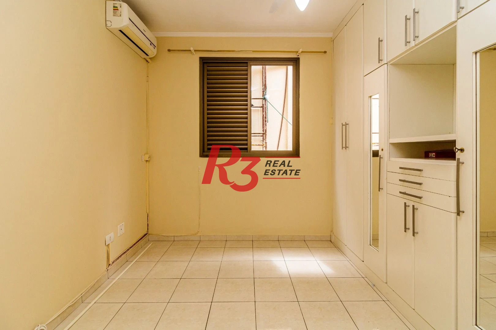 Casa com 3 dormitórios à venda, 150 m² por R$ 1.100.000,00 - Embaré - Santos/SP