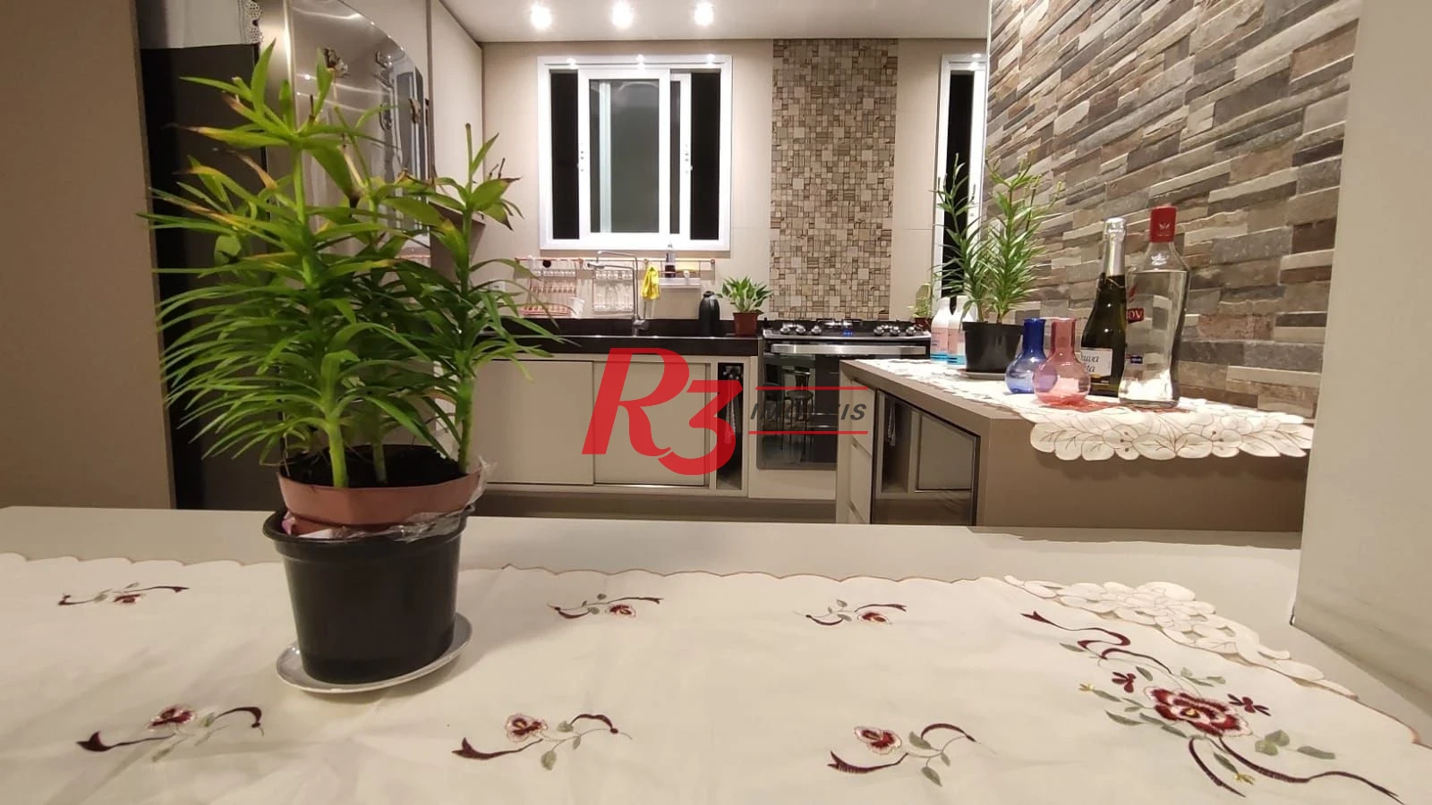 Apartamento à venda, 72 m² por R$ 480.000,00 - Encruzilhada - Santos/SP