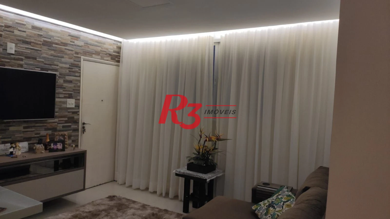 Apartamento à venda, 72 m² por R$ 480.000,00 - Encruzilhada - Santos/SP