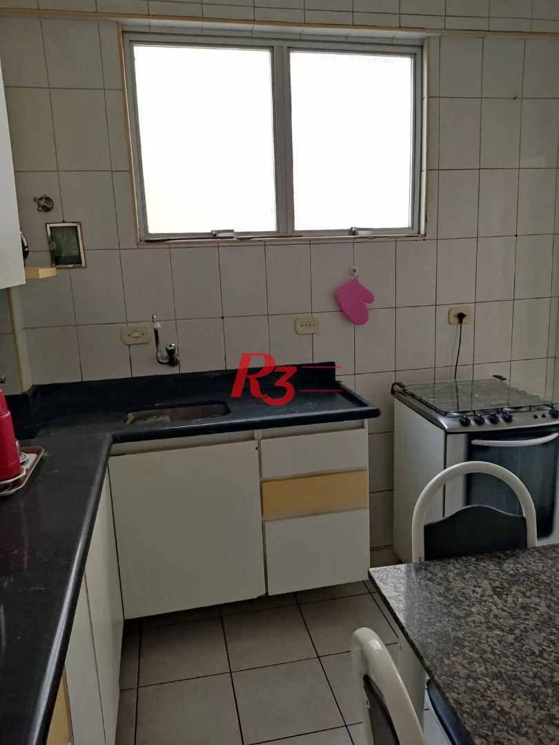 Apartamento com 3 dormitórios à venda, 102 m² por R$ 700.000,00 - Gonzaga - Santos/SP