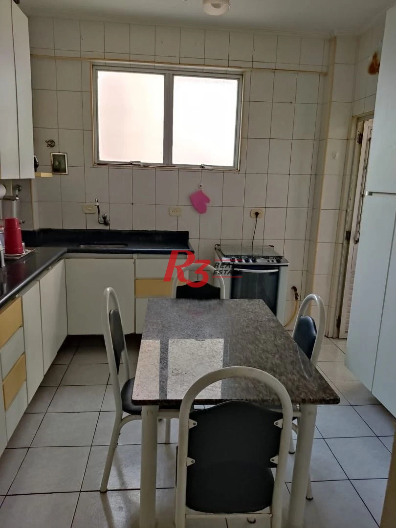 Apartamento com 3 dormitórios à venda, 102 m² por R$ 700.000,00 - Gonzaga - Santos/SP