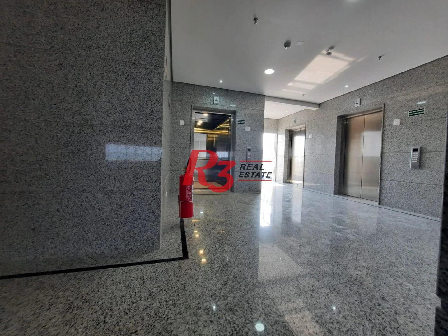 Andar Corporativo para alugar, 564 m² por R$ 36.800,53/mês - Vila Matias - Santos/SP
