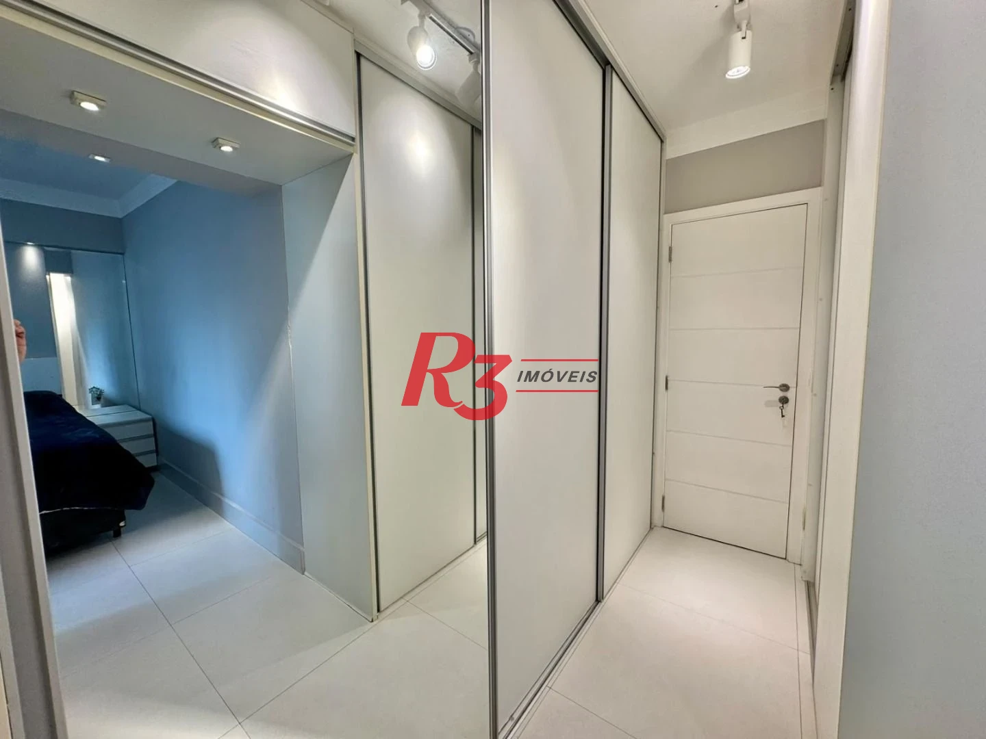 Apartamento com 3 dormitórios à venda, 155 m² por R$ 2.450.000,00 - Embaré - Santos/SP