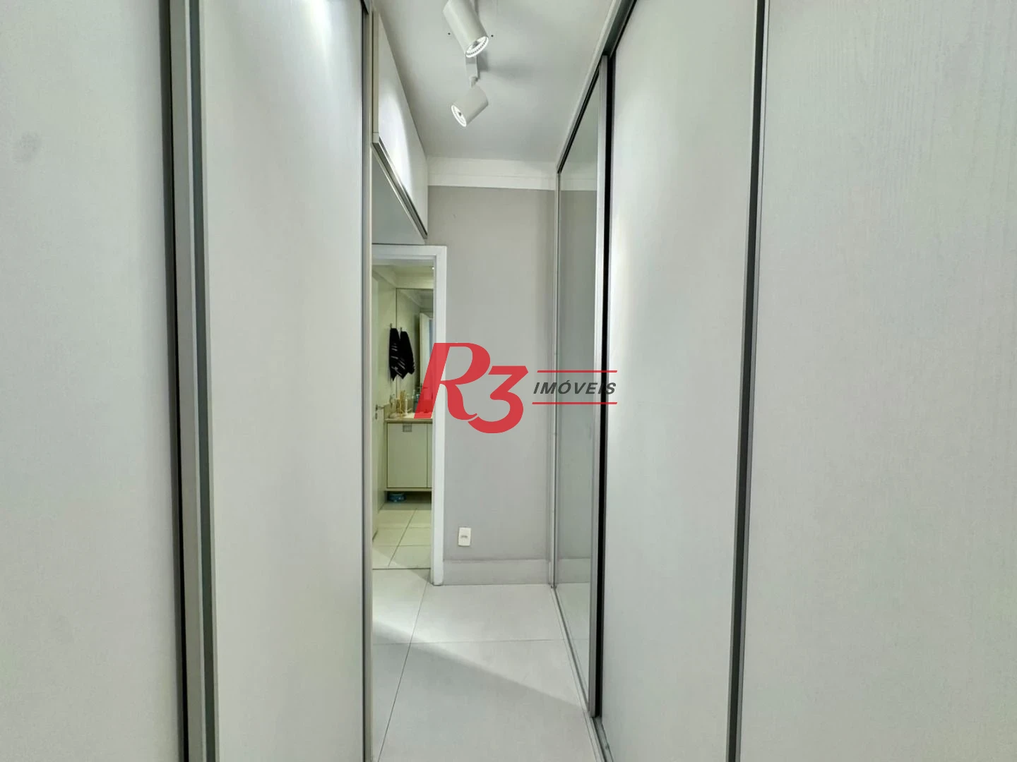 Apartamento com 3 dormitórios à venda, 155 m² por R$ 2.450.000,00 - Embaré - Santos/SP