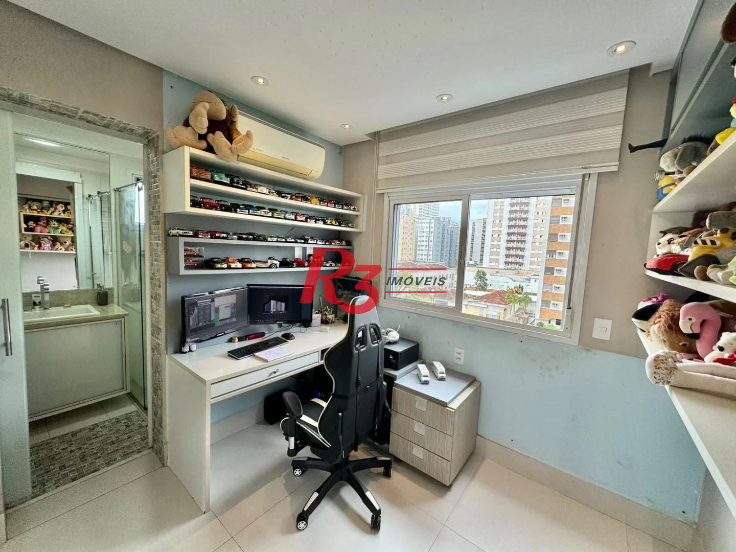 Apartamento com 3 dormitórios à venda, 155 m² por R$ 2.450.000,00 - Embaré - Santos/SP