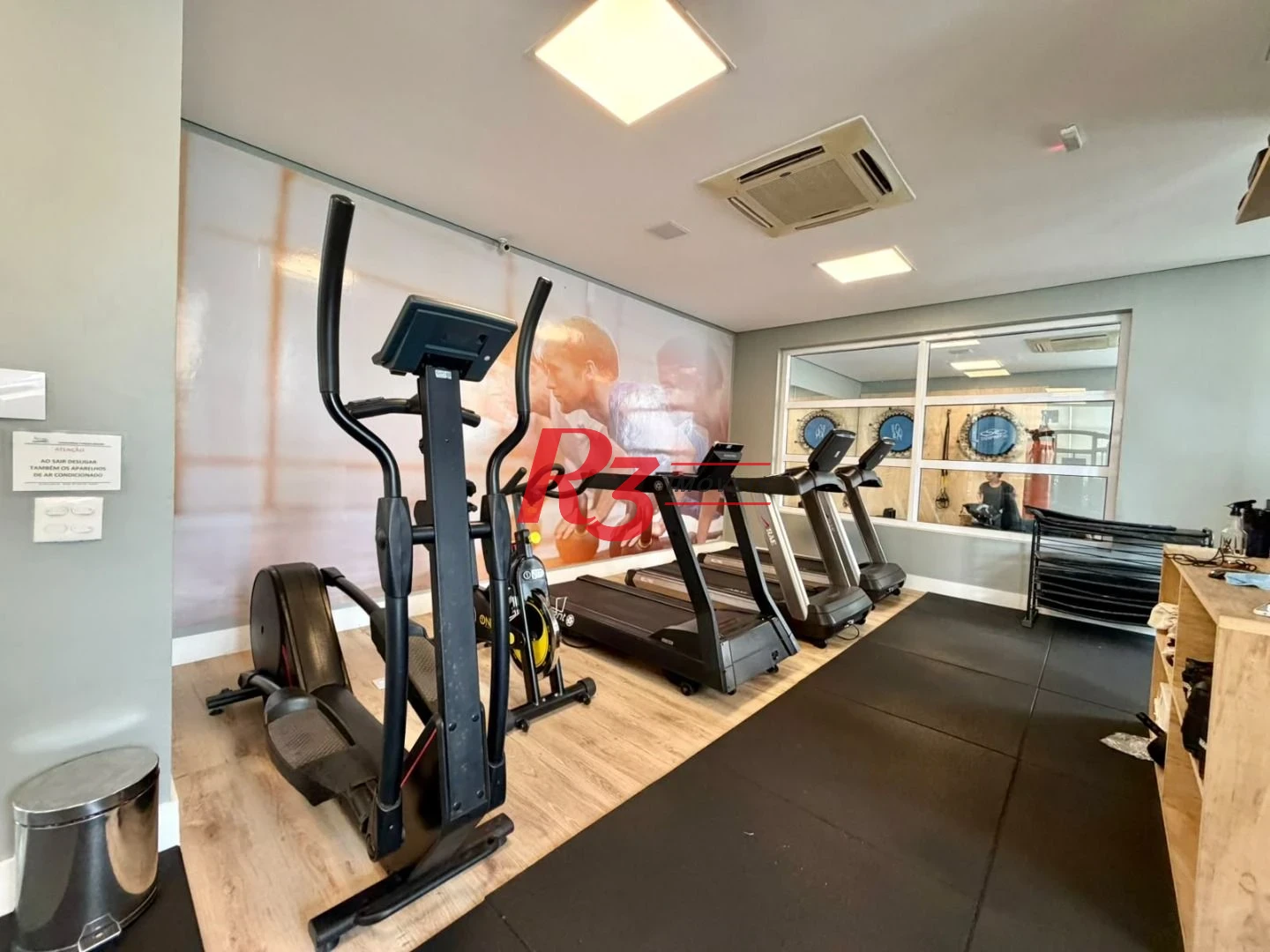 Apartamento com 3 dormitórios à venda, 155 m² por R$ 2.450.000,00 - Embaré - Santos/SP