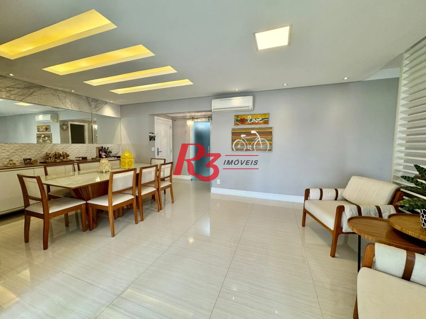 Apartamento com 3 dormitórios à venda, 155 m² por R$ 2.450.000,00 - Embaré - Santos/SP