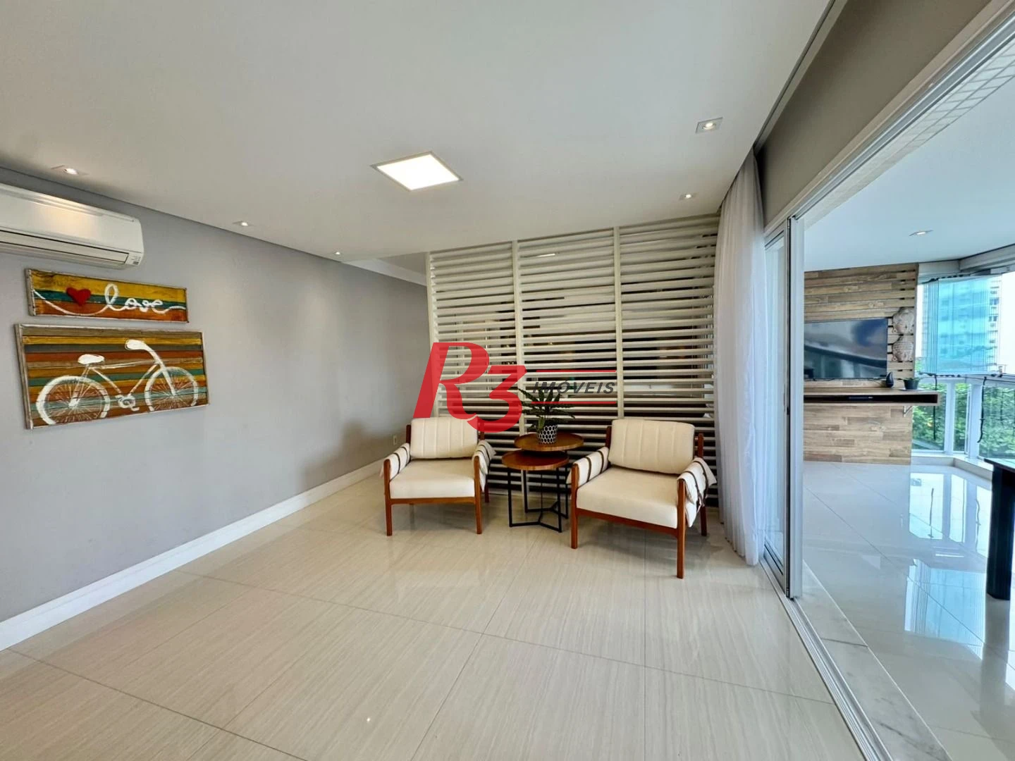 Apartamento com 3 dormitórios à venda, 155 m² por R$ 2.450.000,00 - Embaré - Santos/SP