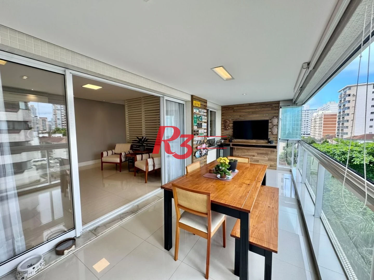 Apartamento com 3 dormitórios à venda, 155 m² por R$ 2.450.000,00 - Embaré - Santos/SP