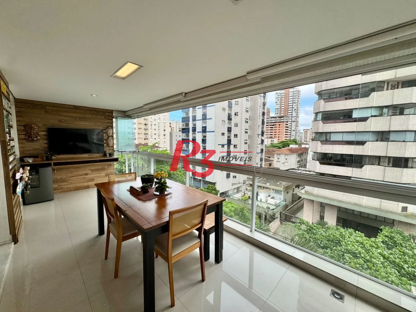 Apartamento com 3 dormitórios à venda, 155 m² por R$ 2.450.000,00 - Embaré - Santos/SP