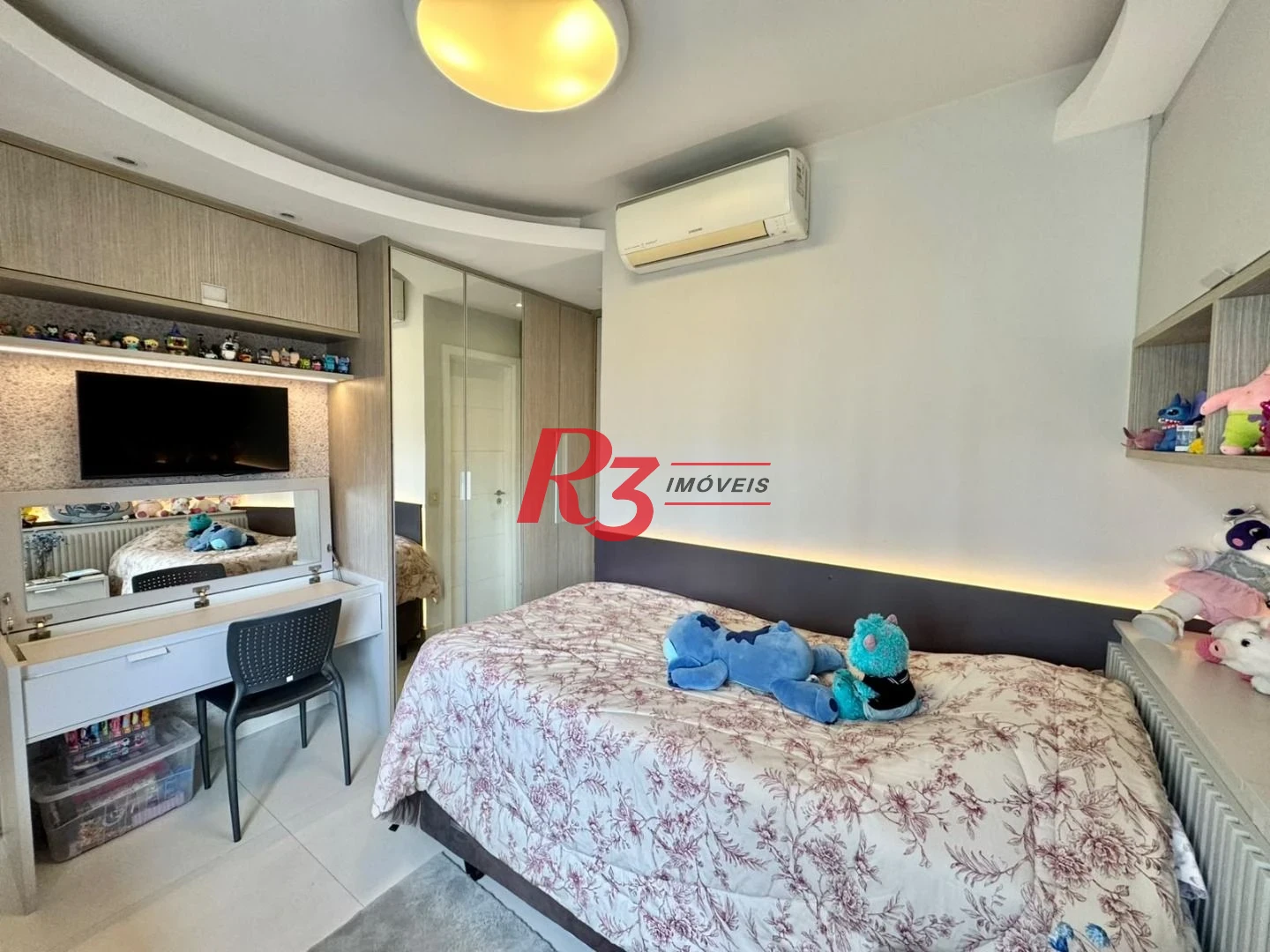 Apartamento com 3 dormitórios à venda, 155 m² por R$ 2.450.000,00 - Embaré - Santos/SP