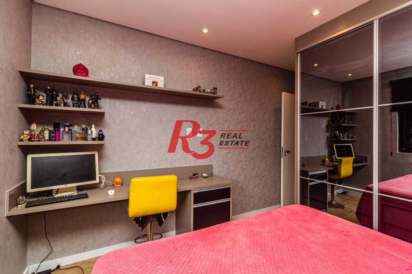 Apartamento com 2 dormitórios à venda, 92 m² por R$ 600.000,00 - Ponta da Praia - Santos/SP