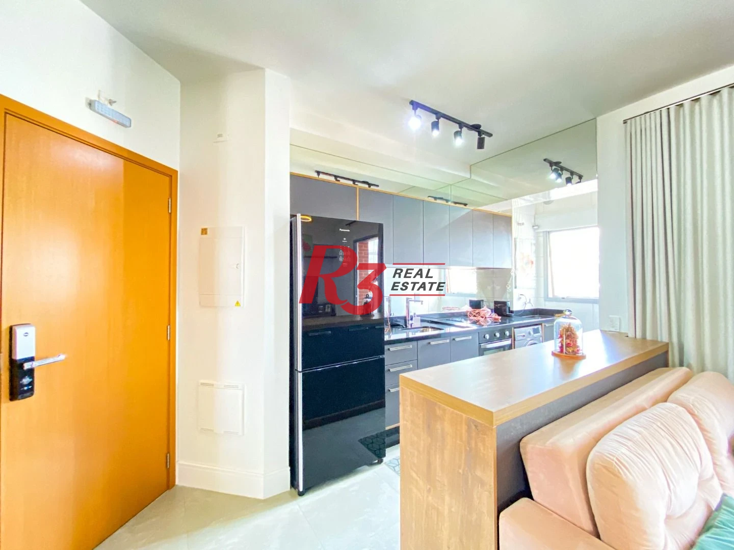 PORTEIRA FECHADA , Apartamento com 1 dormitório à venda, 46 m² por R$ 795.000 - Boqueirão - Santos/SP