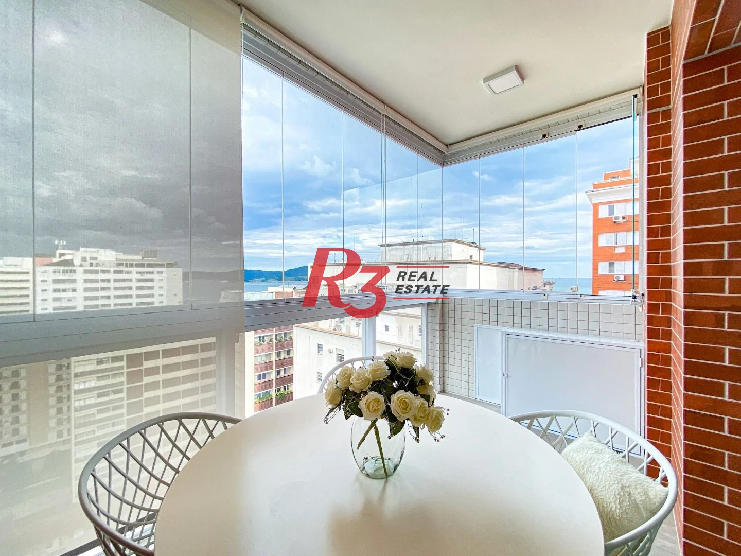 PORTEIRA FECHADA , Apartamento com 1 dormitório à venda, 46 m² por R$ 795.000 - Boqueirão - Santos/SP