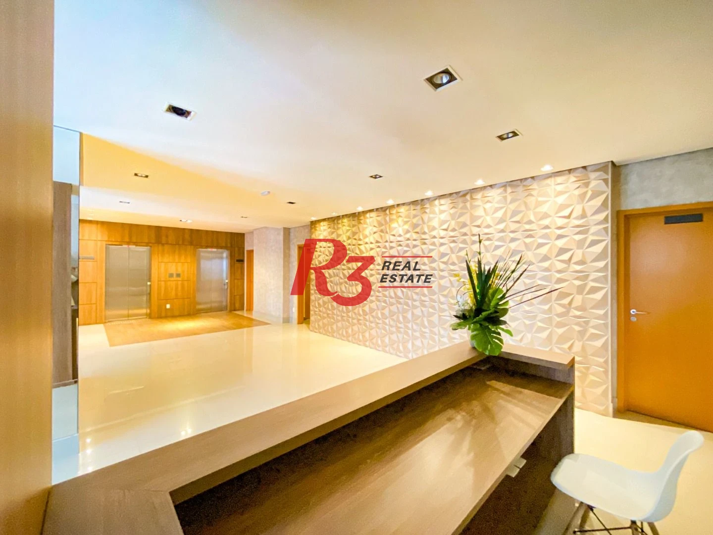 PORTEIRA FECHADA , Apartamento com 1 dormitório à venda, 46 m² por R$ 795.000 - Boqueirão - Santos/SP