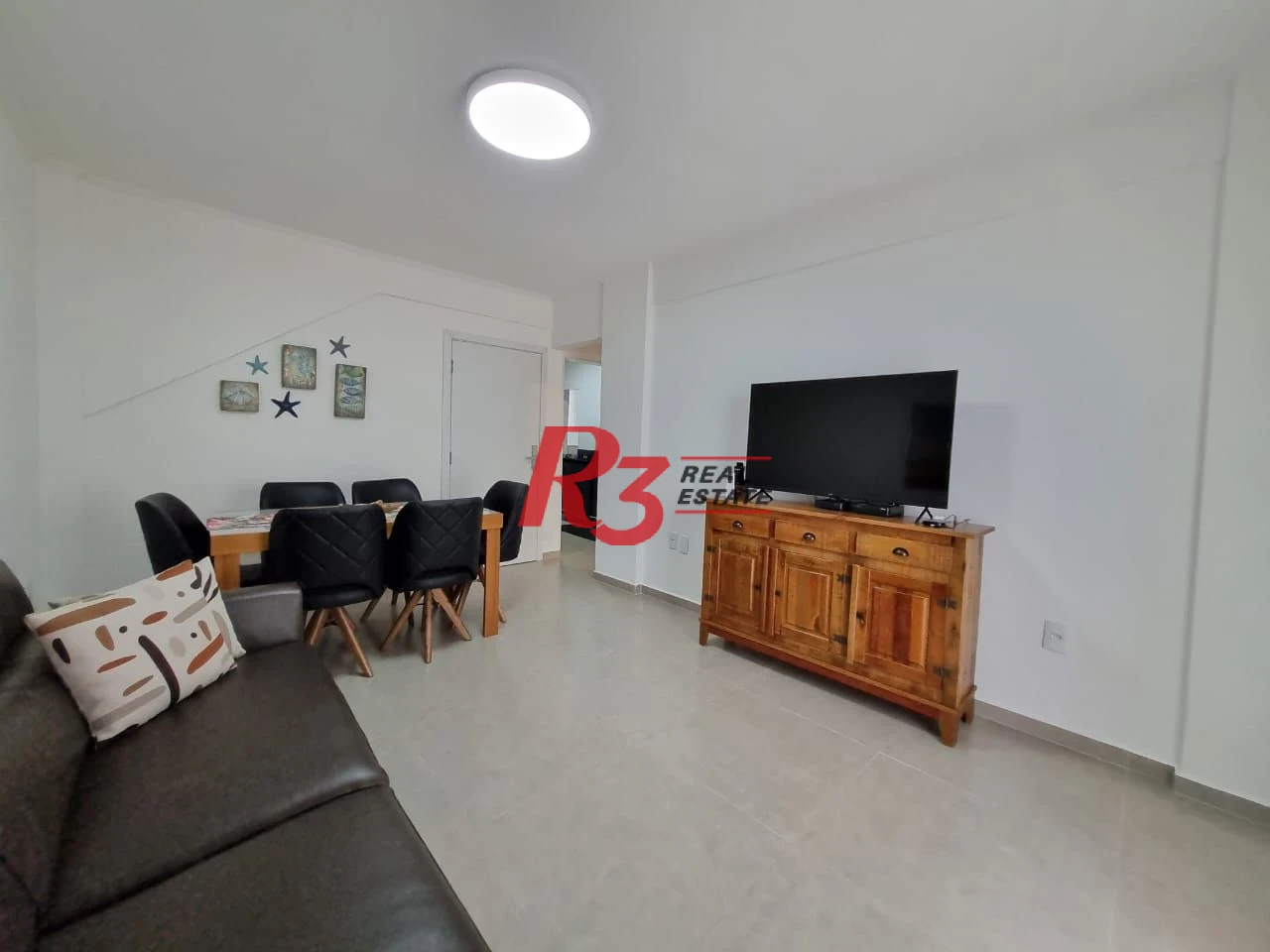 Apartamento com 2 dormitórios à venda, 78 m² por R$ 790.000,00 - Gonzaga - Santos/SP