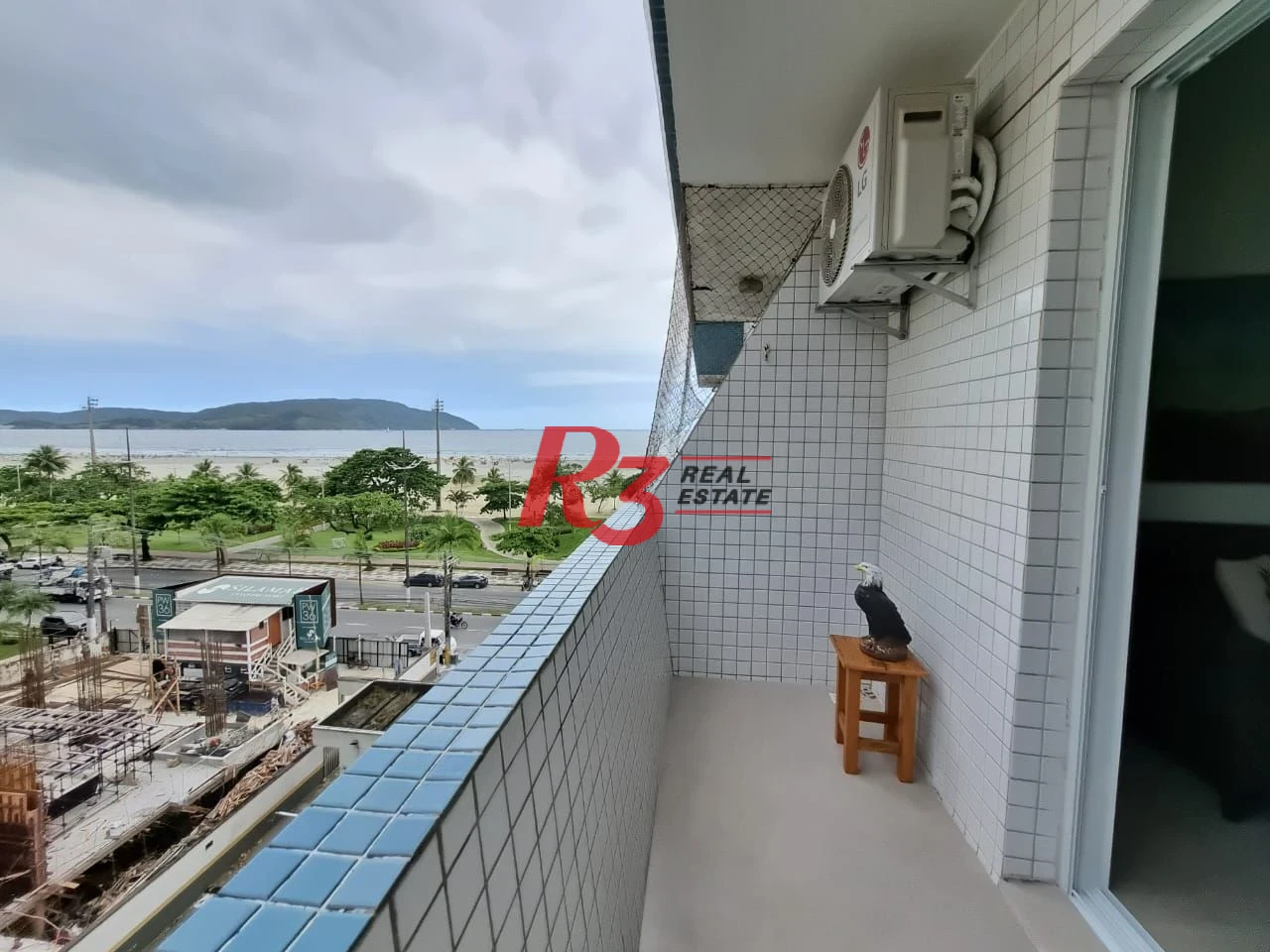 Apartamento com 2 dormitórios à venda, 78 m² por R$ 790.000,00 - Gonzaga - Santos/SP