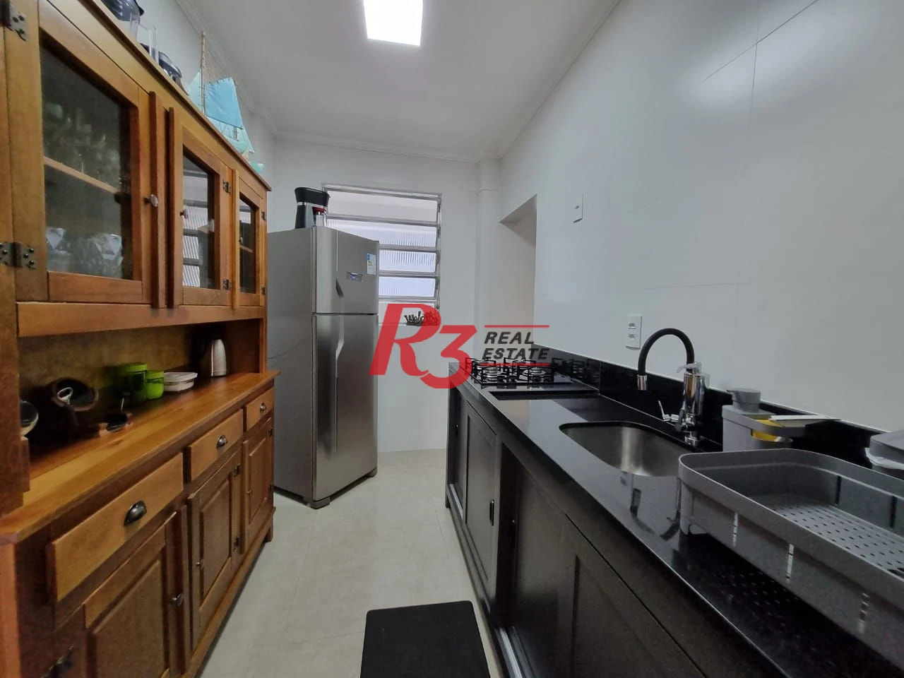 Apartamento com 2 dormitórios à venda, 78 m² por R$ 790.000,00 - Gonzaga - Santos/SP