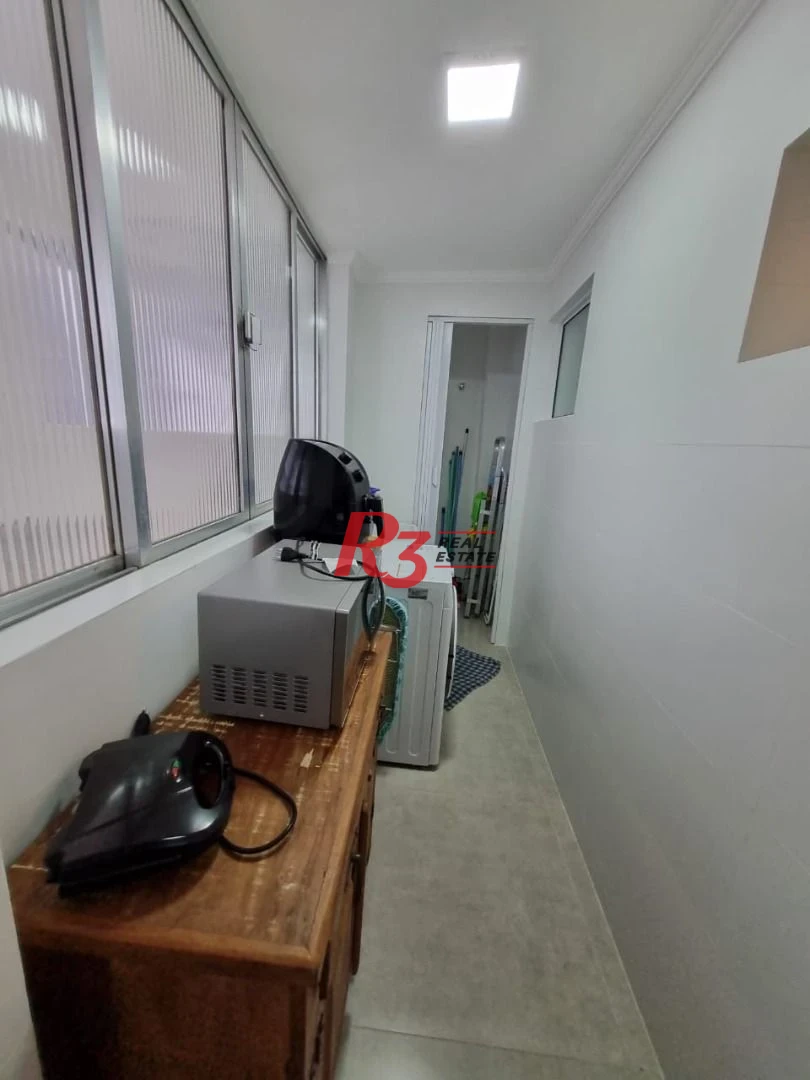 Apartamento com 2 dormitórios à venda, 78 m² por R$ 790.000,00 - Gonzaga - Santos/SP