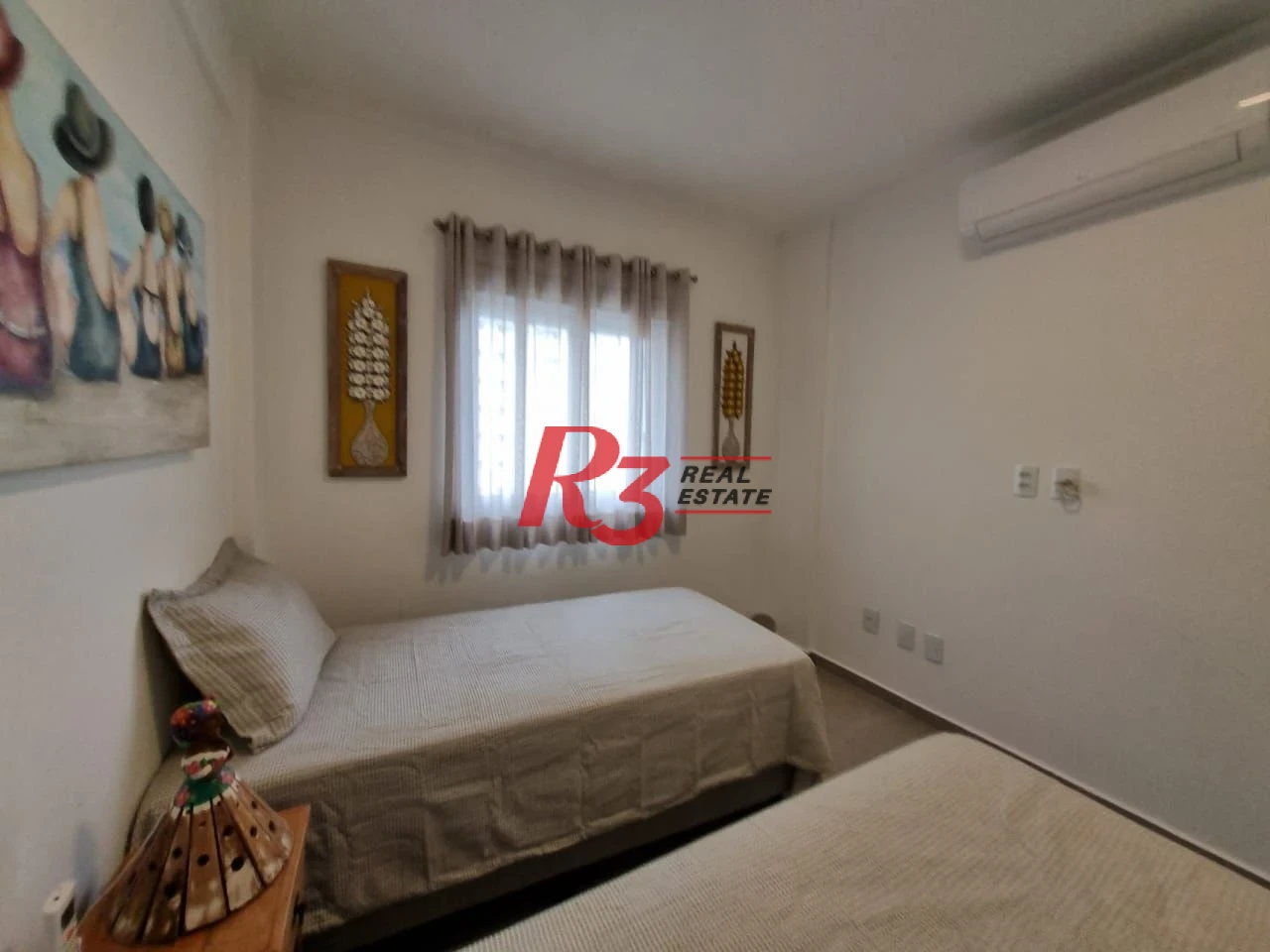 Apartamento com 2 dormitórios à venda, 78 m² por R$ 790.000,00 - Gonzaga - Santos/SP